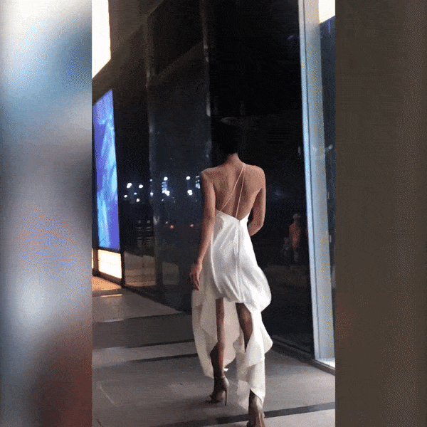 H'Hen Niê nên catwalk như thế nào mới mong lọt 'mắt xanh' dàn giám khảo khó tính ở Miss Universe 2018? hhen nie nen catwalk nhu the nao moi mong lot mat xanh dan giam khao kho tinh o miss universe 2018