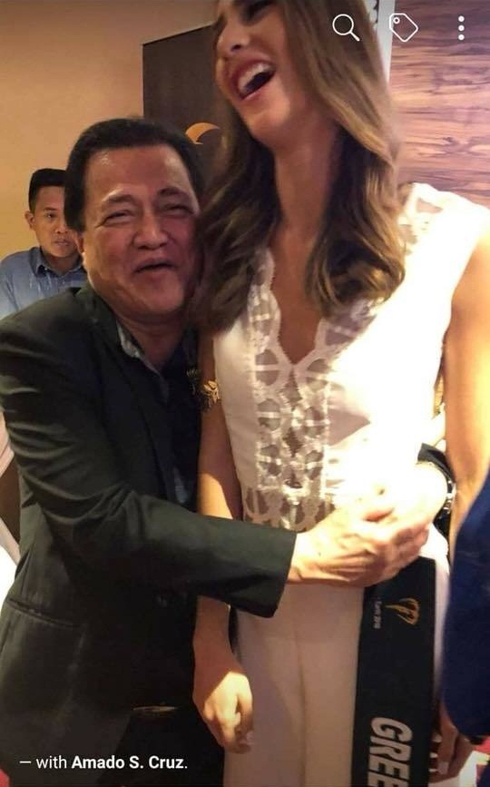phuong khanh chinh thuc len tieng ve nghi van bi ga tinh khi tham du hoa hau trai dat 2018