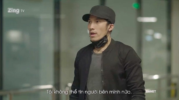 Hậu duệ Mặt trời Việt Nam tập 41 và 42: Duy Kiên trốn viện để cứu thượng uý Mark hau due mat troi viet nam tap 41 va 42 duy kien tron vien de cuu thuong uy mark