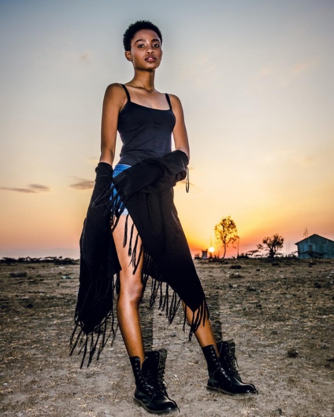fan like ram ram phan ung cua hhen nie truoc doi thu toc tem tai miss universe
