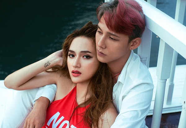 hoa hau chuyen gioi huong giang 6 nam ca hat mo nhat moi co hit