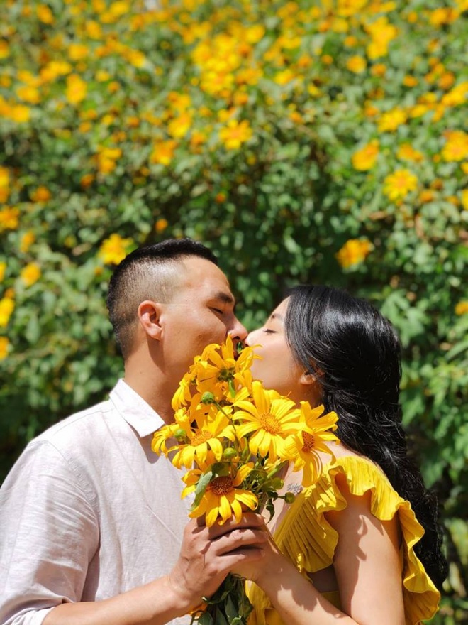 BTV Nguyễn Hoàng Linh hủy kết bạn với hôn phu, chia sẻ đầy tâm trạng: 'Tôi, một người đàn bà 33 tuổi - 2 đời chồng đã nhầm' btv nguyen hoang linh huy ket ban voi hon phu chia se day tam trang toi mot nguoi dan ba 33 tuoi 2 doi chong da nham