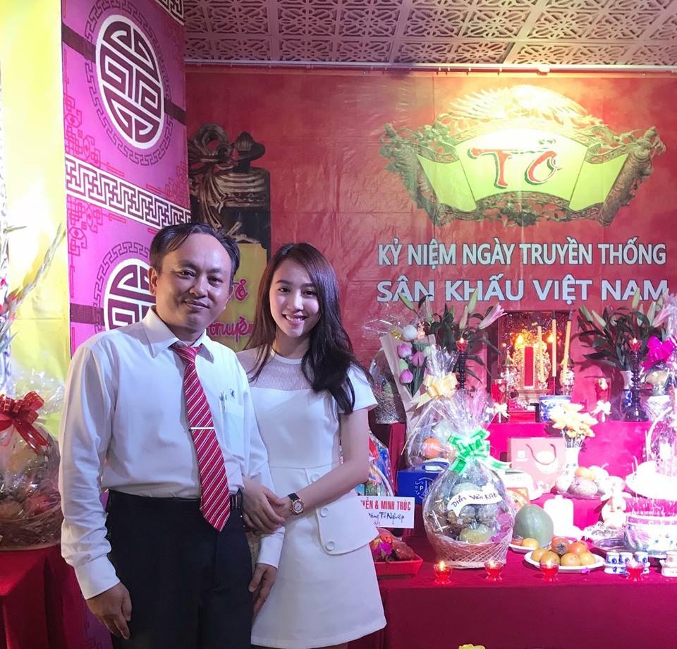ngay nha giao viet nam 2011 ki niem dac biet thoi ao trang cua sao viet