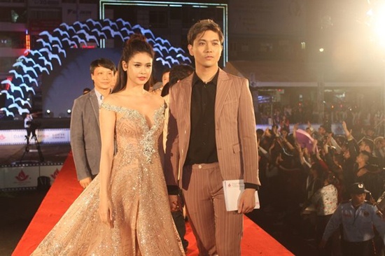 truoc khi lo anh than mat binh minh truong quynh anh va tim da co nhung giay phut dang ghen ty