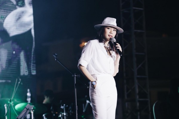 bat ngo truoc phan ung cua thanh thao khi my tam bi che hat khong xuat sac