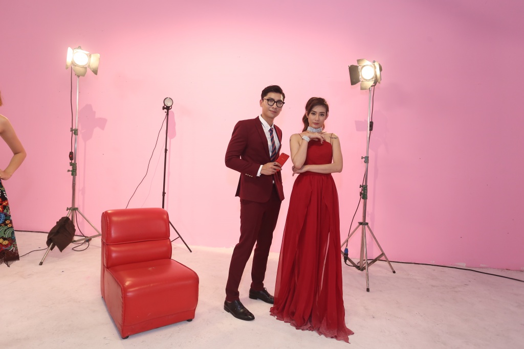 kim nha bbbg nao minh nhu con ca vang ay cai gi khong vui la quen ngay