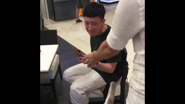 chuyen dim hang dong nghiep cung co luc tran thanh gay ong dap lung ong khien khan gia ha he