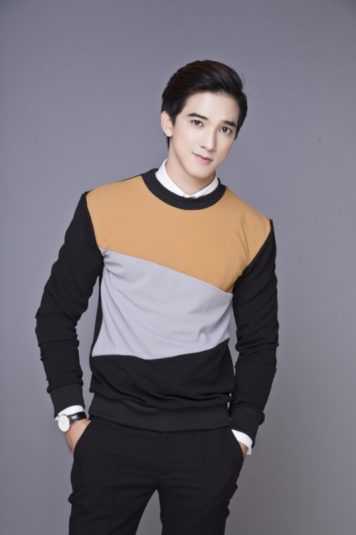 ba chang soai ca moi toanh trong vi yeu ma den la ai