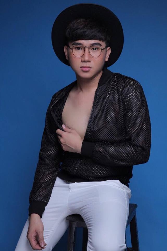 tiko tien cong minh theo duoi dam me hon la chay theo danh xung ngoi sao