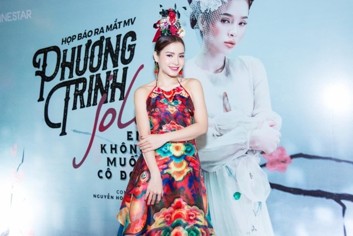 khong rieng chi pu loat sao viet da chieu dai fan bang ca khuc moi trong 5 ngay qua
