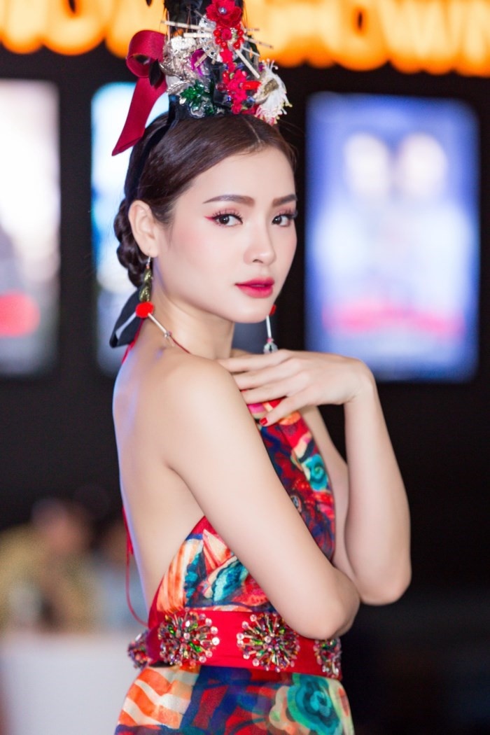 khong rieng chi pu loat sao viet da chieu dai fan bang ca khuc moi trong 5 ngay qua