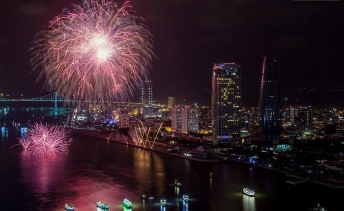 da nang ban phao hoa tam cao giua song han don tet duong lich 2018