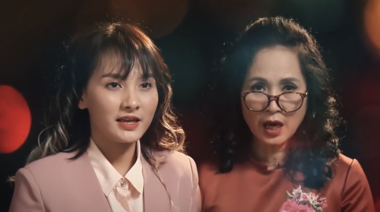 hot thuong thuc happy new year phien ban song chung voi me chong va nguoi phan xu