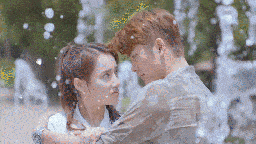 hot thuong thuc happy new year phien ban song chung voi me chong va nguoi phan xu