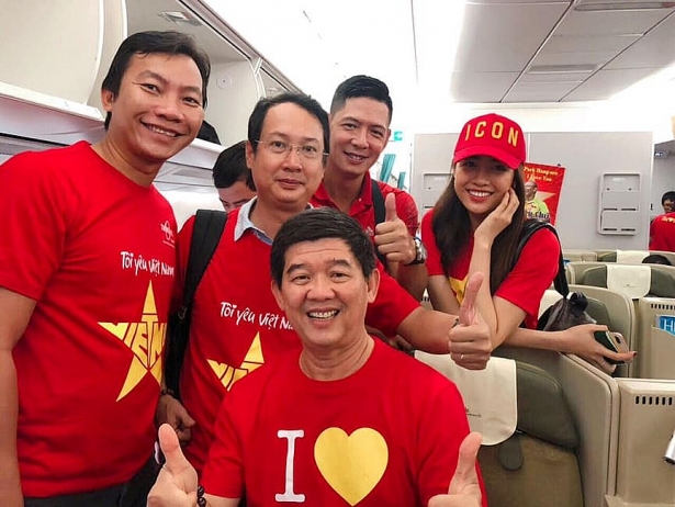 Muôn cách cổ vũ của sao Việt trước chung kết AFF Cup 2018 Việt Nam - Malaysia muon cach co vu cua sao viet truoc chung ket aff cup 2018 viet nam malaysia