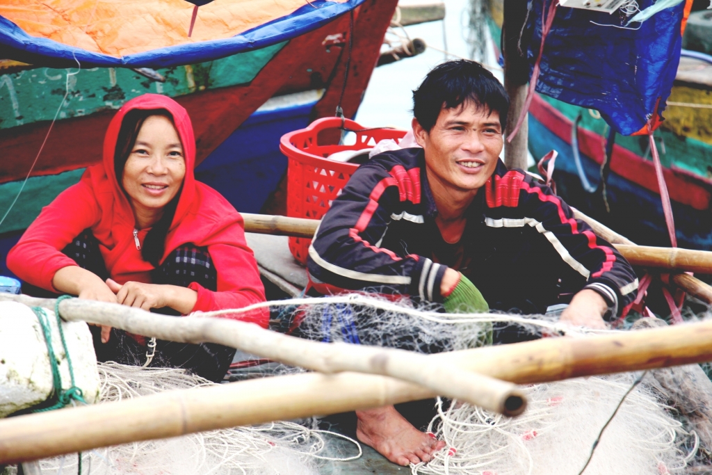 buon vui nhung manh doi coi bien la nha thuyen la la giuong