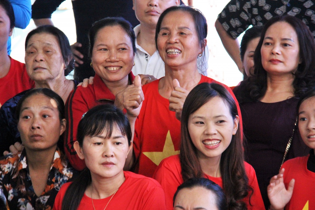 que nha ha tinh cua trung ve tien dung vo oa trong niem vui chien thang cua u23 viet nam