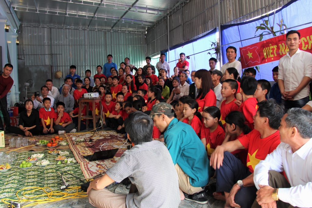bo cua trung ve tien dung tim toi nhu rung roi khi ty so thay doi lien tuc