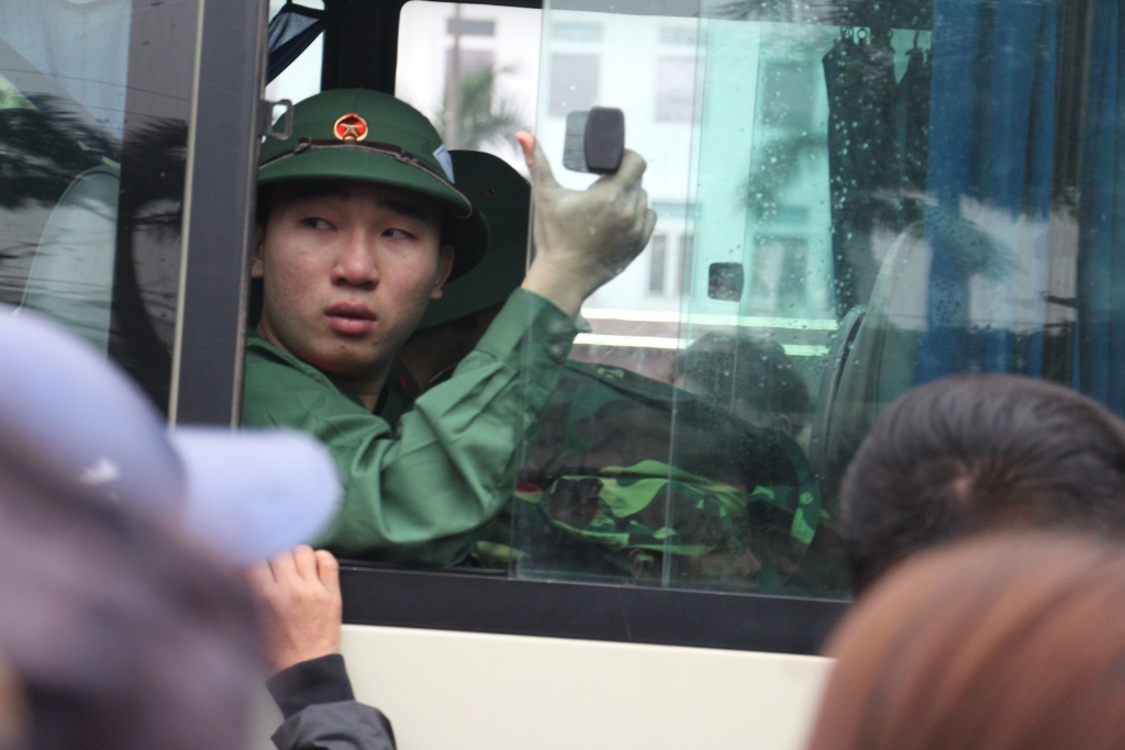 ha tinh giot nuoc mat tu hao ngay tien tan binh len duong nhap ngu