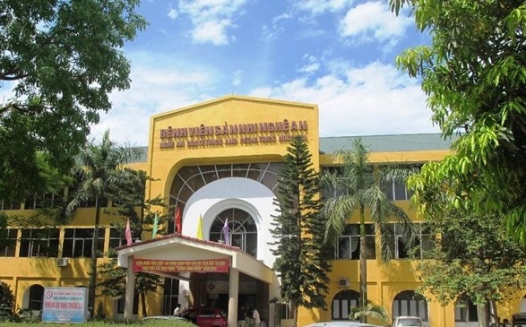 nghe an be 2 tuoi tu vong sau khi truyen va tiem thuoc benh vien ho tro 150 trieu dong
