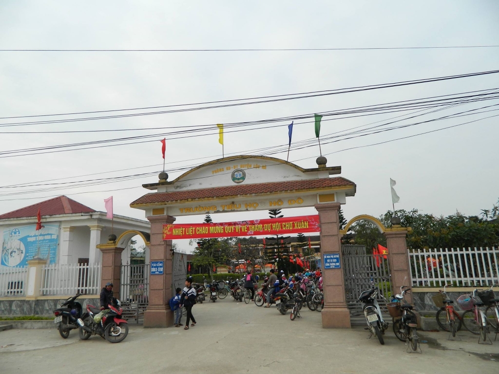 nhan chung ke giay phut binh gas phat no lua chay tren nguoi nhieu hoc sinh
