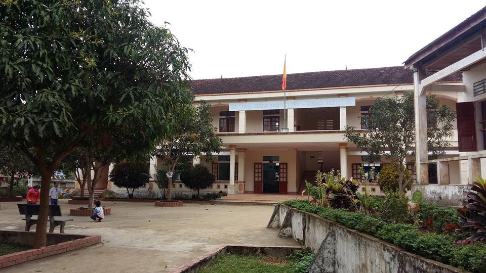 dinh chi co giao dung thuoc danh hoc sinh nhap vien