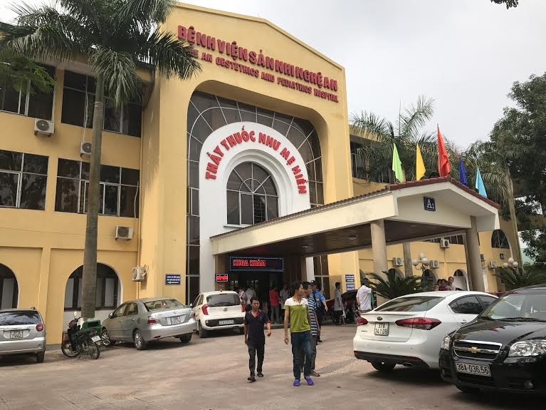 30 phut sau khi tham kham be trai 8 tuoi tu vong khong ro nguyen nhan