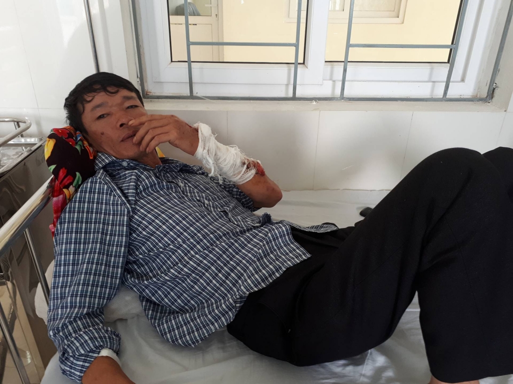 ha tinh xe tai khong nguoi lai tu troi 3 nguoi thuong vong tai mo da