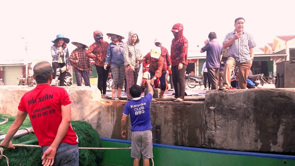 ha tinh ngu dan trung dam me ca thu dut tui gan 400 trieu dong