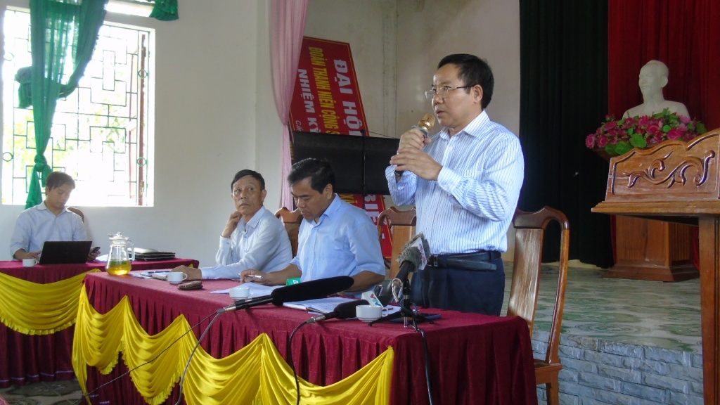sau cuoc doi thoai voi doanh nghiep dan van phai cong phi khi qua tram thu phi cau rac