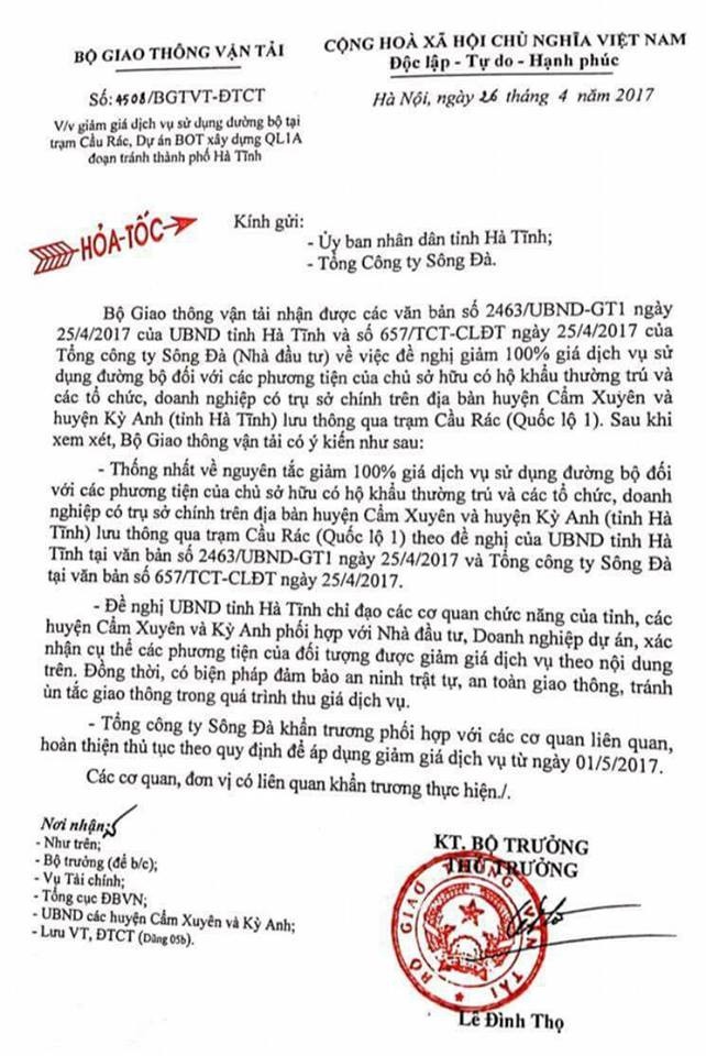 mien 100 gia ve qua tram thu phi cau rac cho nguoi dan dia phuong