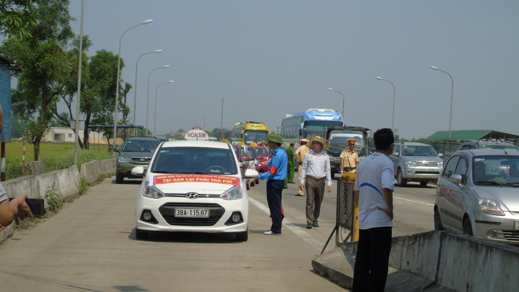 dan lai tiep tuc dung tien le quay tram bot cau rac