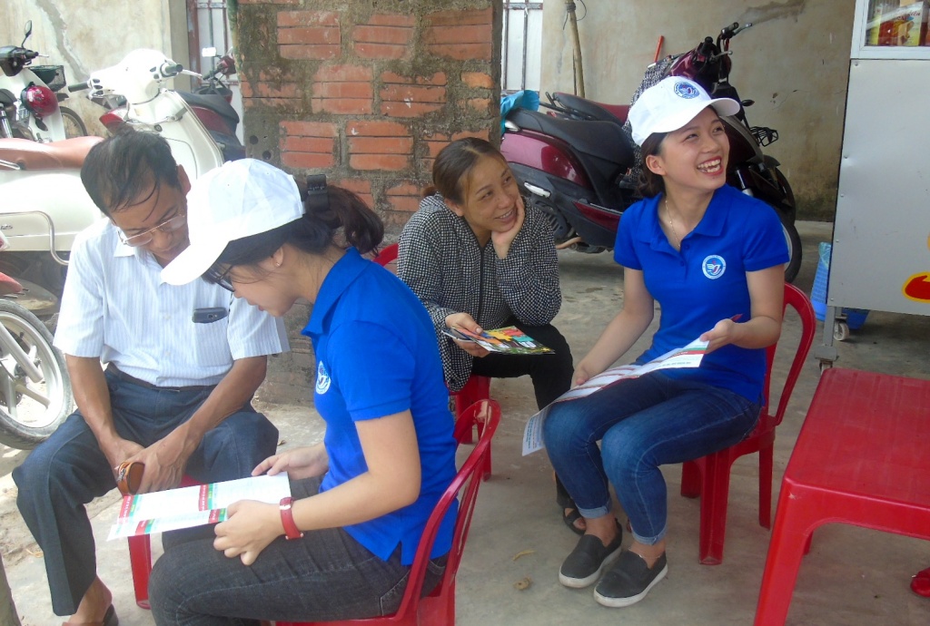 ha tinh nhung si tu khoac ao linh di lam thu tuc du thi thpt quoc gia