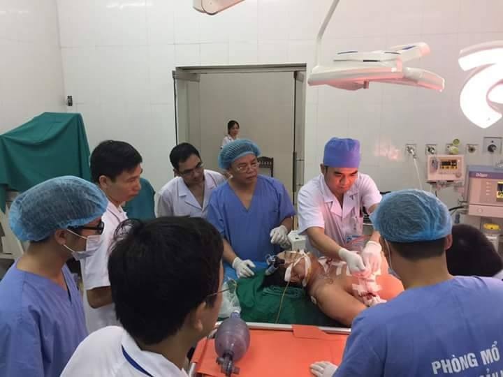 nghe an bao ve bi nguoi nha dam tai benh vien da tu vong