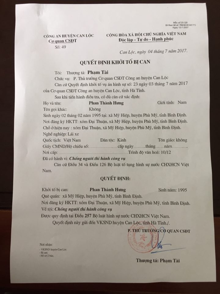 khoi to ra lenh bat tam giam tai xe lai xe container hat vang csgt