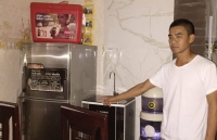 thai binh giam doc htx mang tuyp sat di thu tien dien