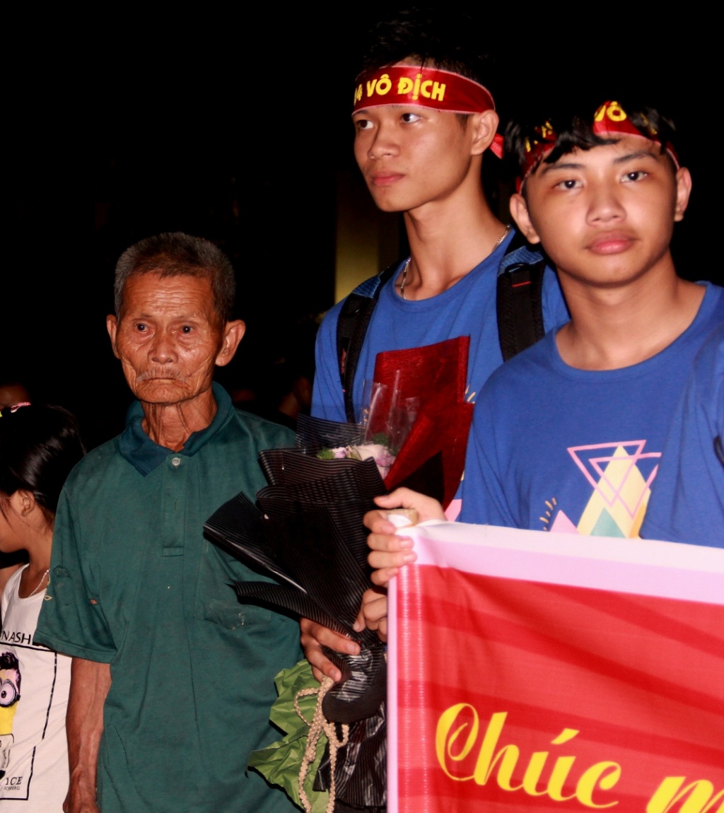 phan nhat duy de thanh cong phai co dam me dam theo duoi