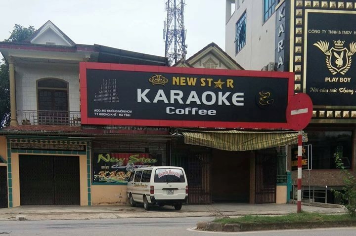 xo xat tai quan karaoke trong dem mot thanh nien bi dam tu vong