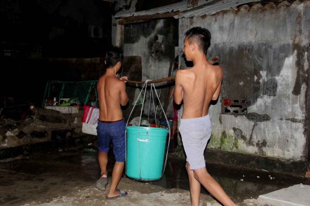 ba ngay sau bao so 10 dan mien bien song chat vat ben dong do nat