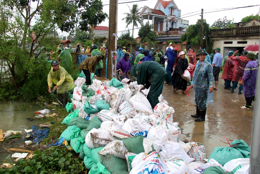 hang tram cong an quan doi cung nguoi dan nguoi doi mua va duong chan lu