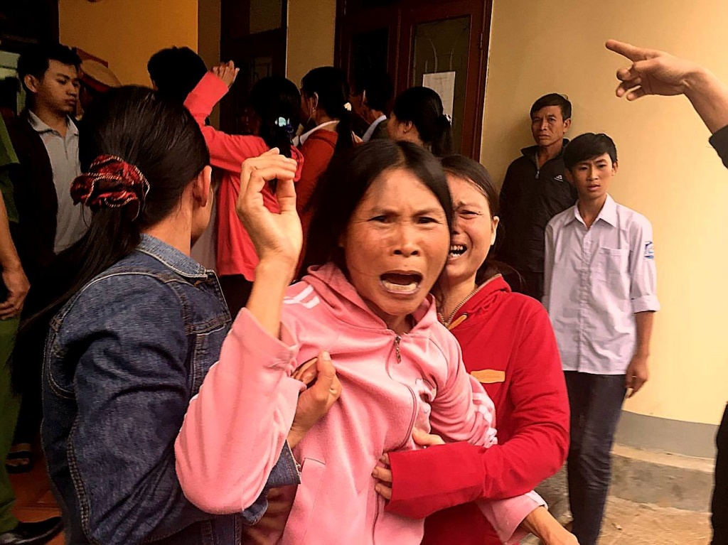 toa giu quan diem bi cao lai xe gay tai nan vo bi cao nam vat tai toa noi chong bi oan