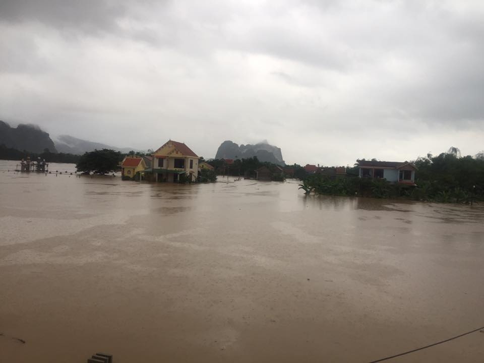 lu kep hon 18 nghin ho dan bi nuoc lu co lap 7 nguoi chet