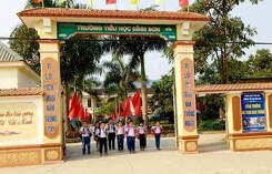 Khởi tố vụ án phụ huynh vào trường đánh học sinh, hiệu trưởng