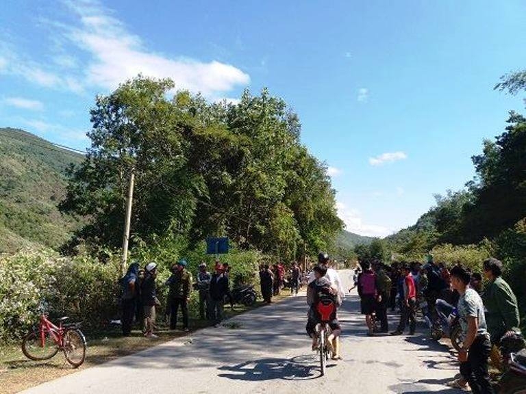 nghe an phat hien nguoi dan ong tu vong bat thuong duoi muong nuoc