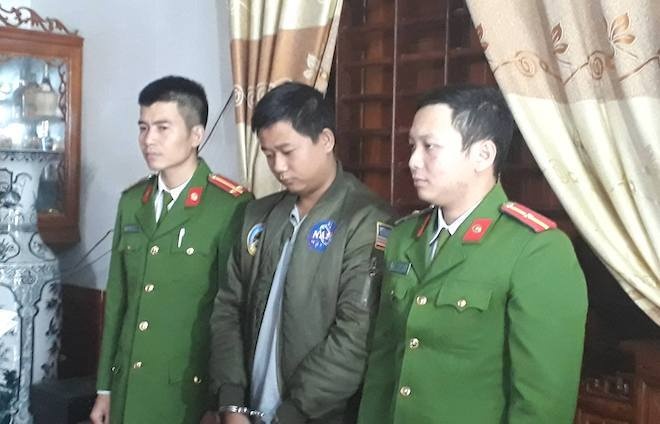 bat giam nguoi con trai danh bo gay xuong suon me banh che