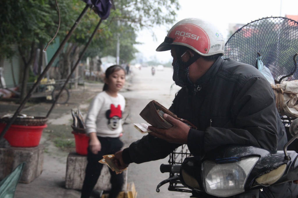 ngao ngat huong vi bien tai lang nuong ca ho do
