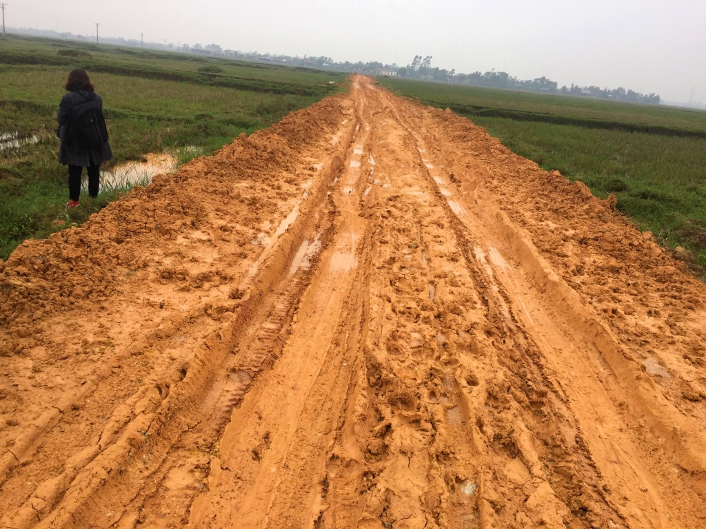 dan khon kho vi du an duong 14 ty dong lay loi nhu ruong