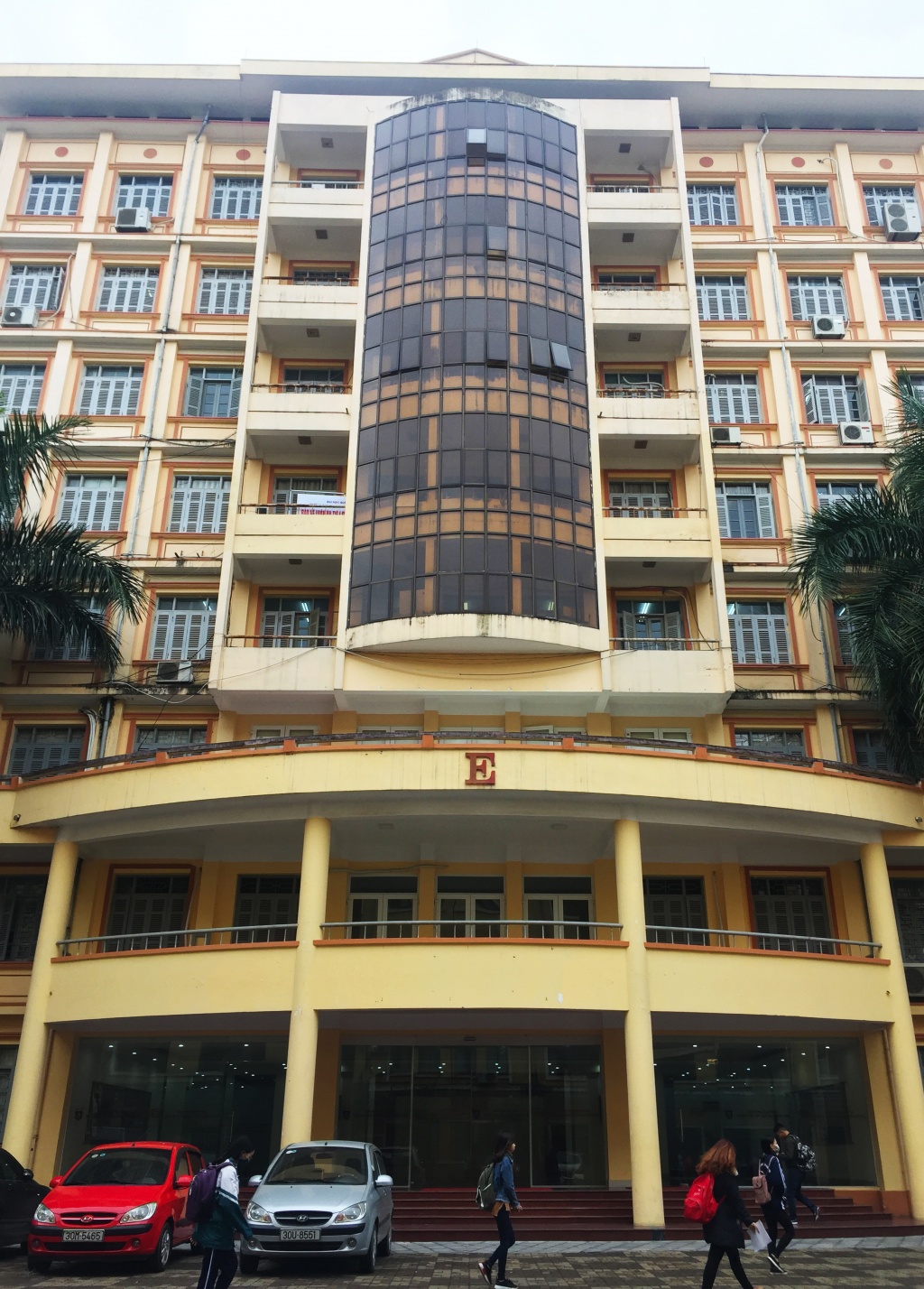 dh khoa hoc xa hoi va nhan van ha noi co gi khien cac sinh vien thich thu