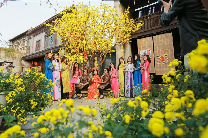 ngan hang nghi tet am lich khach hang giao dich bang cach nao