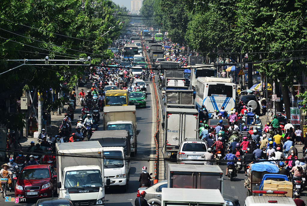 ket xe khap cac nga vao san bay tan son nhat dip can tet